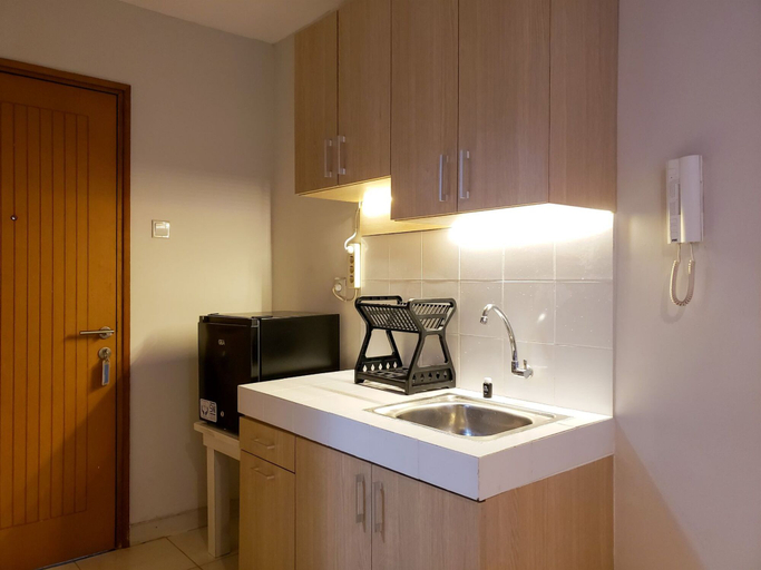 Others 4, Cozy Studio at Cinere Bellevue Suites Apartment By Travelio, Depok