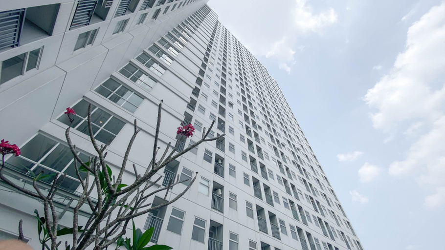 Exterior & Views 3, Cozy and Simply Studio at Serpong Garden Apartment By Travelio, Tangerang