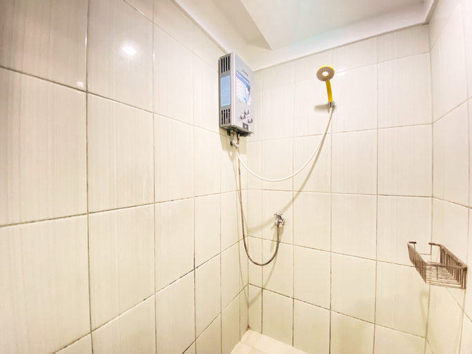 Bedroom 5, Modern and Cozy Stay 2BR Apartment at Gateway Ahmad Yani Cicadas By Travelio, Bandung