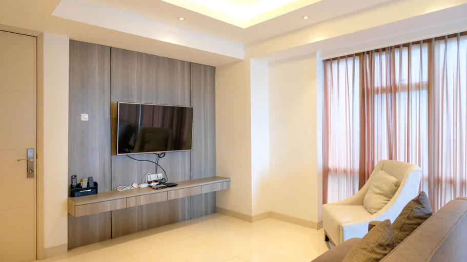 Others 2, Spacious and Elegant 3BR Apartment at La Riz Supermall Mansion By Travelio, Surabaya