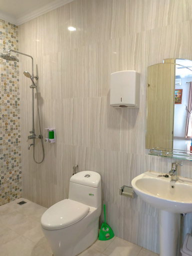 Bedroom 13