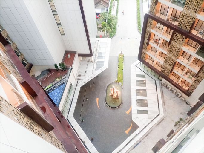 Exterior & Views 5, New Studio at Patraland Amarta Apartment By Travelio, Sleman