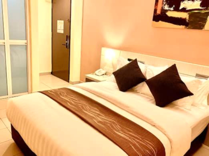Bedroom 3, Kluang Riverview Hotel, Kluang