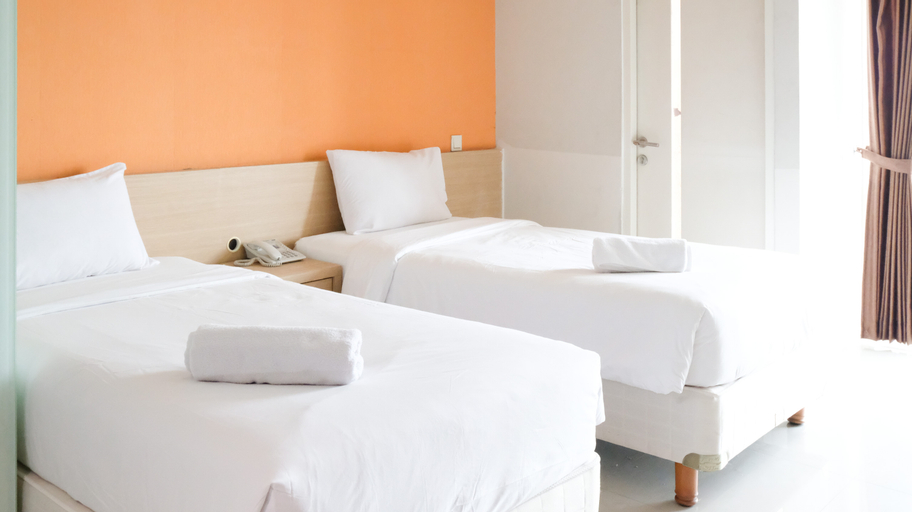 Comfy and Tidy Studio at The Square Apartment By Travelio, Surabaya