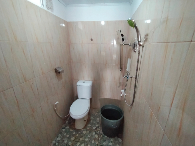 Bathroom 4