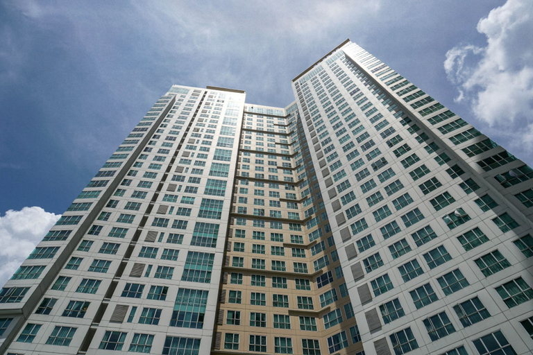 Exterior & Views 3, Comfortable 1BR at Gandaria Heights Apartment By Travelio, Jakarta Selatan