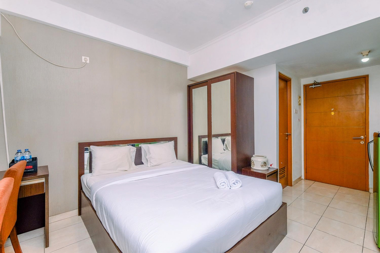 Relaxing Studio Apartment at Margonda Residence 2 near UI By Travelio, Depok