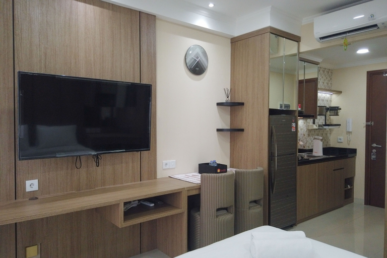 Bedroom 4, Comfort and Serene Studio at Signature Park Grande Apartment By Travelio, Jakarta Timur