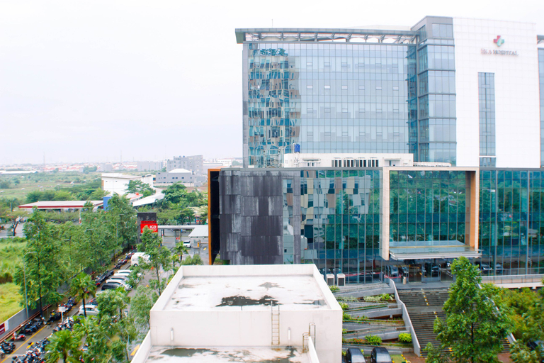 Exterior & Views 2, Nice and Homey Studio at Sayana Bekasi Apartment By Travelio, Bekasi