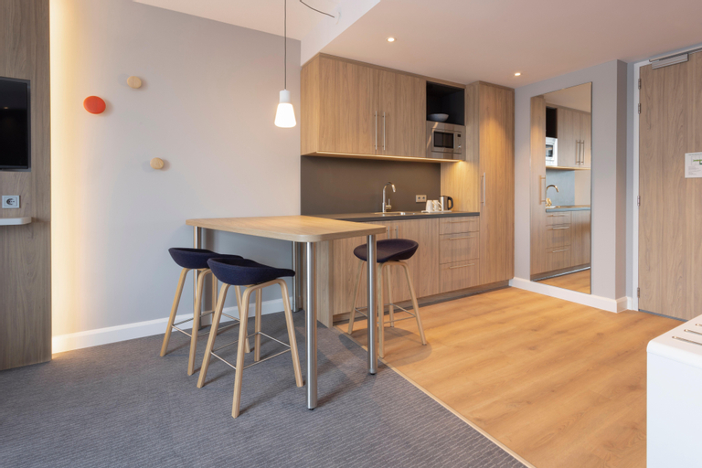 Dining Room 13