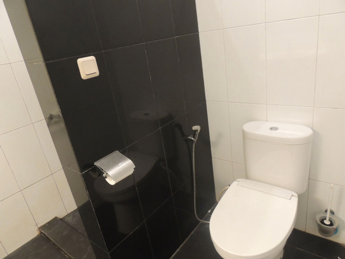Bathroom 6
