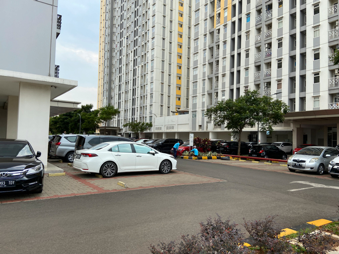 Exterior & Views 2, Springlake Summarecon by Faya Room, Bekasi