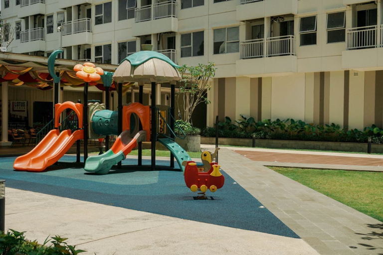 Family & Kids, Comfy and Nice Studio Apartment at Citra Living By Travelio, West Jakarta