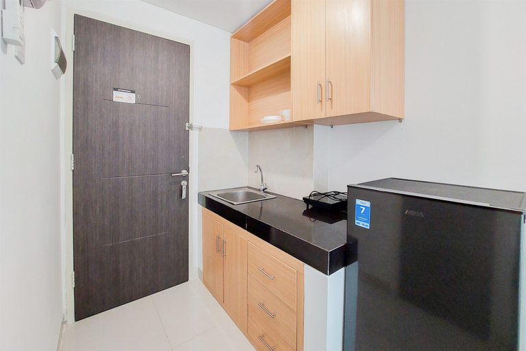 Others 4, Modern and Tidy Studio Serpong Garden Apartment By Travelio, Tangerang