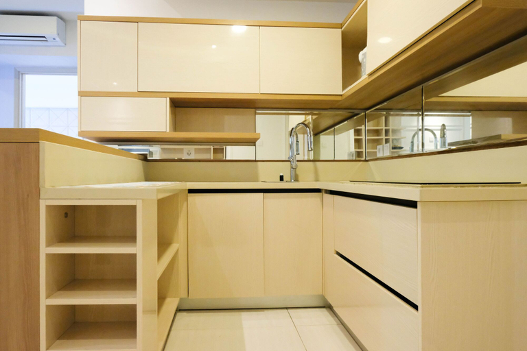 Others 3, Spacious 2BR Connecting to Mall at La Riz Supermall Mansion Apartment By Travelio, Surabaya