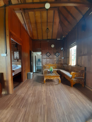 Others 5, Villa TriTe Subang, Subang