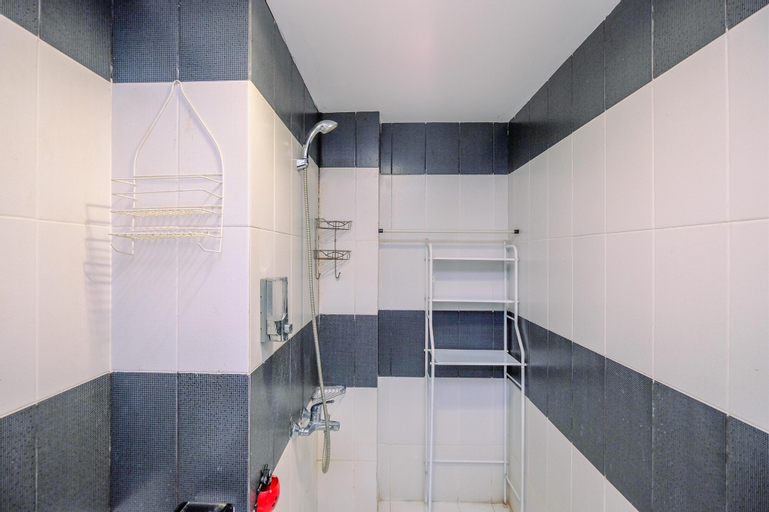 Bedroom 3, Nice Comfort 2BR at Cinere Bellevue Suites Apartment By Travelio, Depok