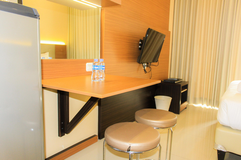 Exterior & Views 2, Warm Cozy Studio Room Signature Park Grande Apartment By Travelio, East Jakarta
