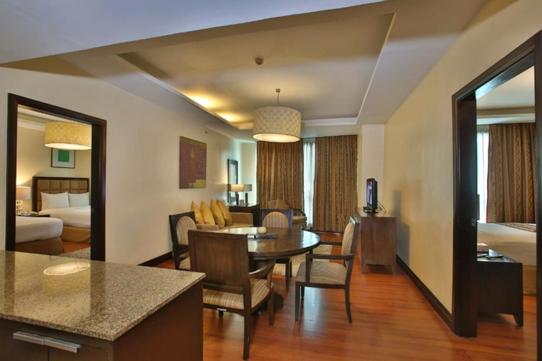 Others 3, Crown Regency Hotel and Tower, Cebu City