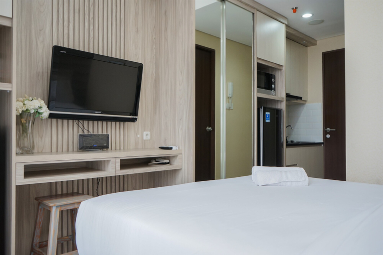 Bedroom 3, Comfort and Homey Studio at Transpark Bintaro Apartment By Travelio, Tangerang Selatan