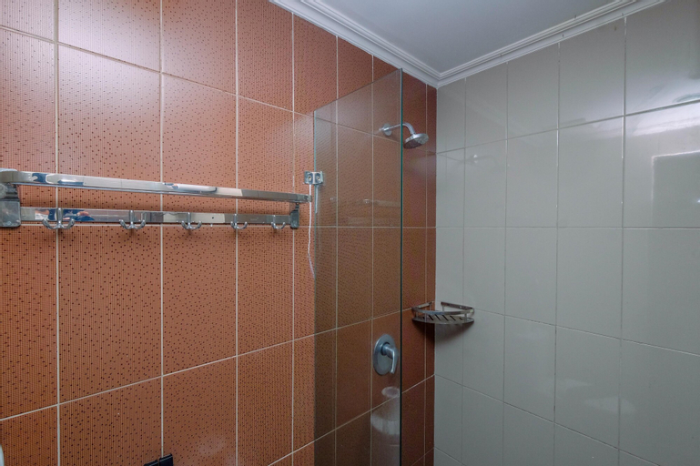 Bedroom 3, Comfort 1BR Apartment at Atlanta Residences By Travelio, Depok