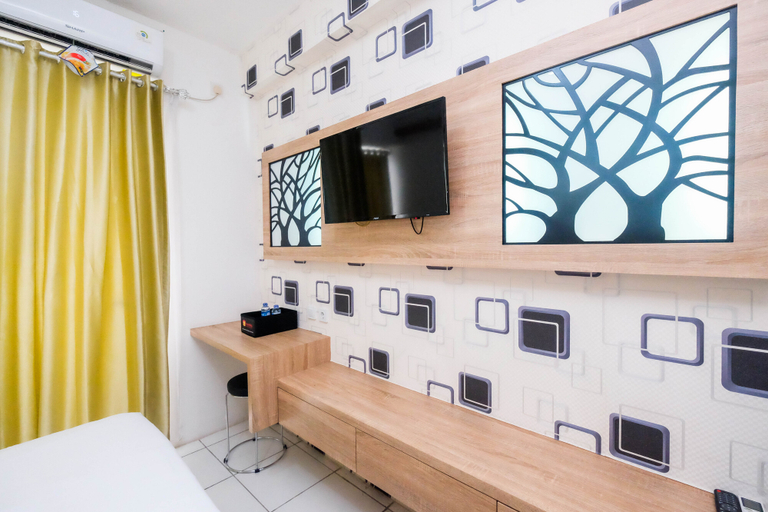 Bedroom 2, New and Modern Studio Room Apartment at Riverview Residence By Travelio, Cikarang