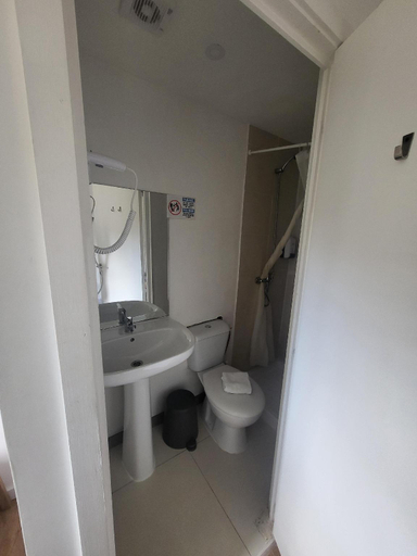 Bathroom 4, What Else Guest House, Ourém