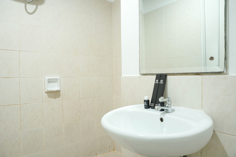 Bedroom 4, Cozy and Simply 1BR Green Central City Apartment By Travelio, West Jakarta