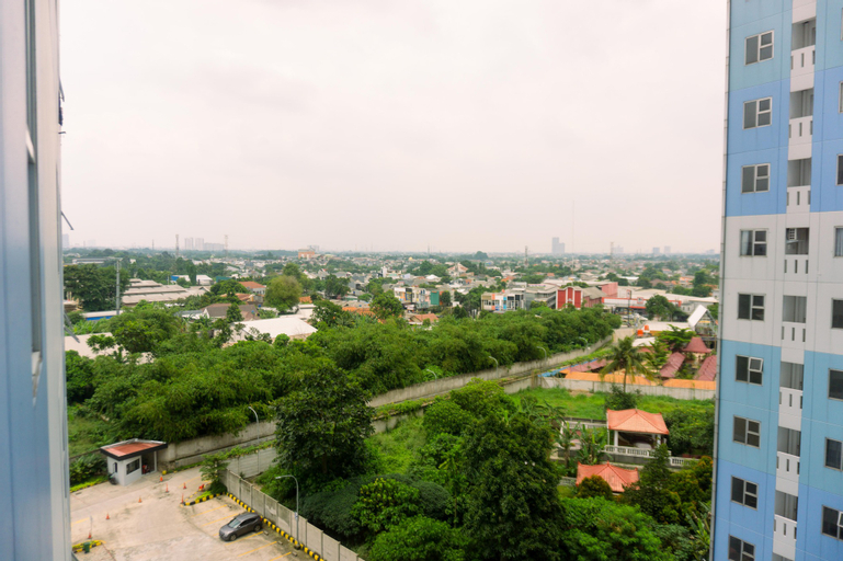Exterior & Views 5, Cozy Studio at Urbantown Serpong Apartment By Travelio, South Tangerang