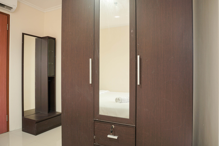 Public Area, Cozy and Simply 1BR Green Central City Apartment By Travelio, West Jakarta