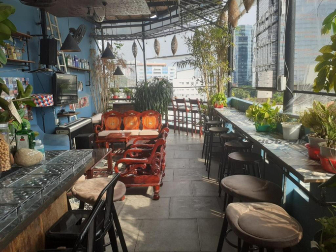Food & Drinks 4, Meraki Hotel, District 1