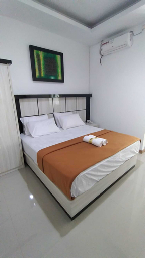 DHD Guest House Syariah - Tap to explore photos
