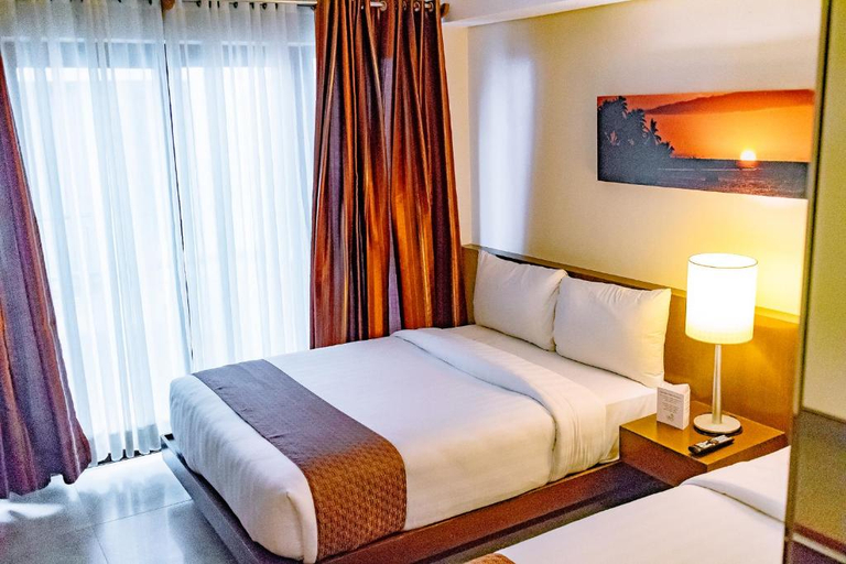 Bedroom 3, Crown Regency Beach Resort, Malay