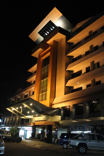 Exterior & Views 1, Hotel Kini Pontianak, Pontianak