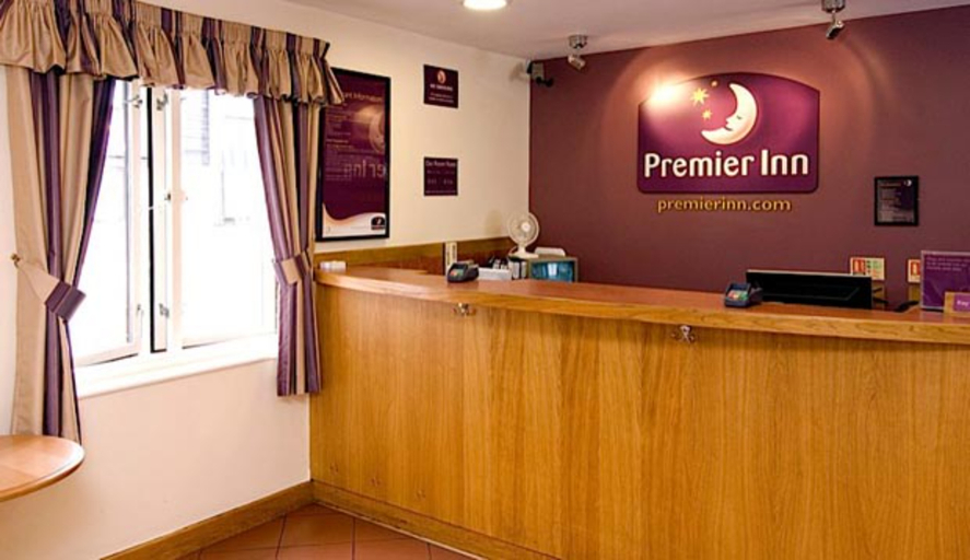 Public Area 2, Premier Inn Aylesbury, Buckinghamshire