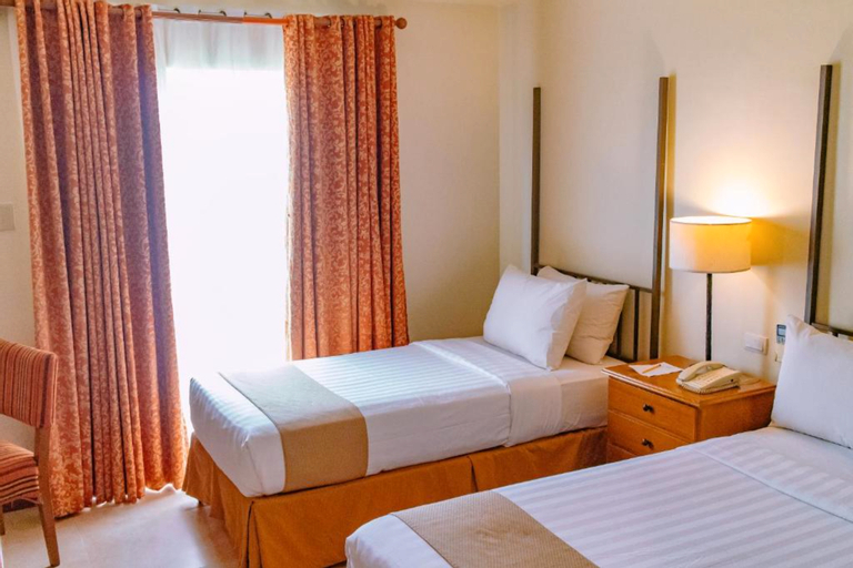 Crown Regency Prince Resort, Malay