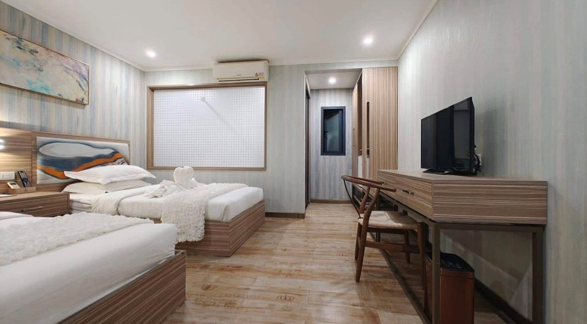 Erus Suites Hotel Boracay - Tap to explore photos
