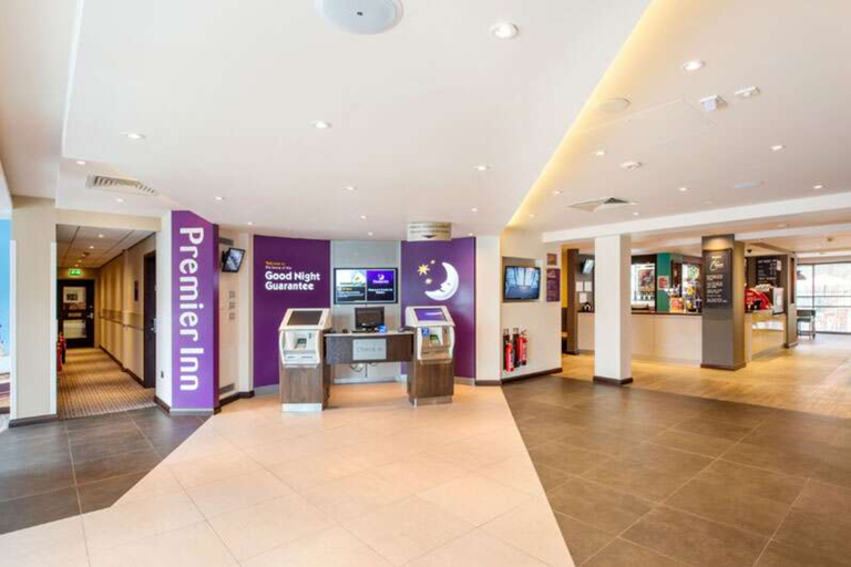 Public Area 2, Premier Inn Banbury - M40 J11, Oxfordshire