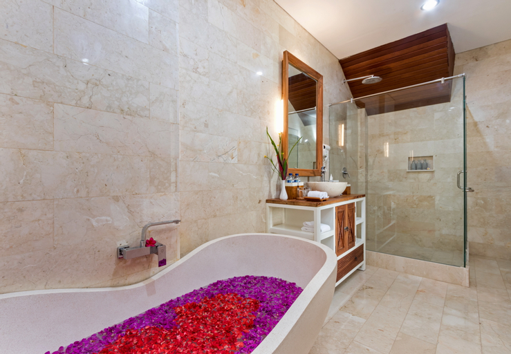 Bathroom 7