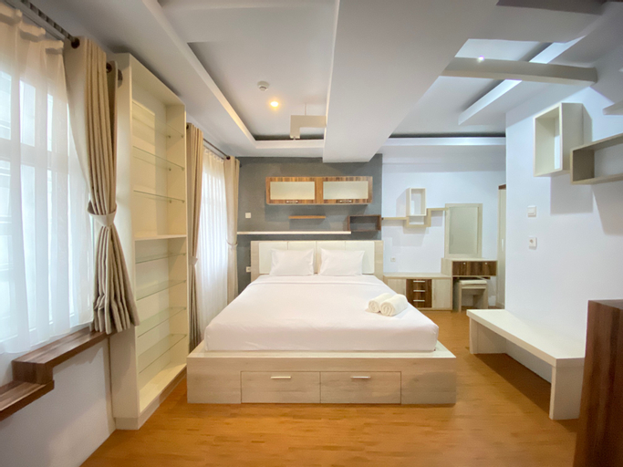 Spacious Minimalist Studio Room at Grand Asia Afrika Apartment By Travelio, Bandung