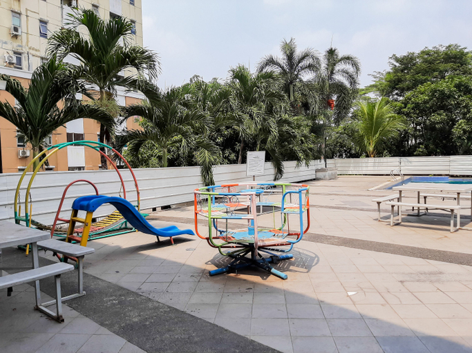 Others 4, Cozy Studio at The Modern Golf Apartment By Travelio, Tangerang