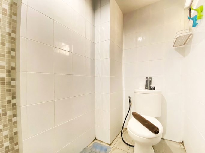 Bedroom 5, Fancy Designed 2BR at Gateway Ahmad Yani Cicadas Apartment By Travelio, Bandung