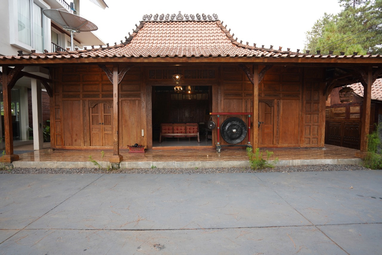 Exterior & Views 2, Warmo Cottage, Pasuruan