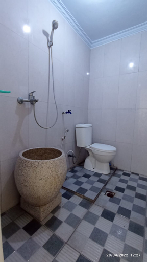 Bedroom 5, Kalandra Guesthouse (Satu Rumah), Ponorogo