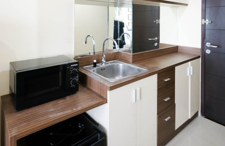 Others 2, Modern Studio (No Kitchen) at Tamansari Papilio Apartment By Travelio, Surabaya
