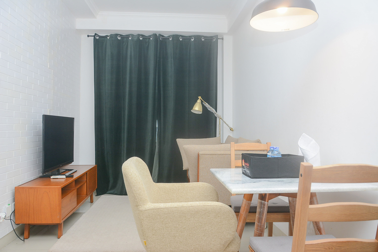 Comfort and Spacious 2BR Signature Park Grande Apartment By Travelio, East Jakarta