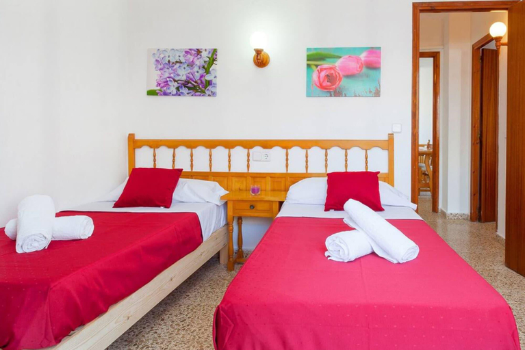 Bedroom 2, Apartamentos Puet, Baleares