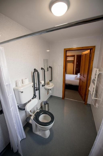 Bathroom 3, Bank Street Lodge, Highland