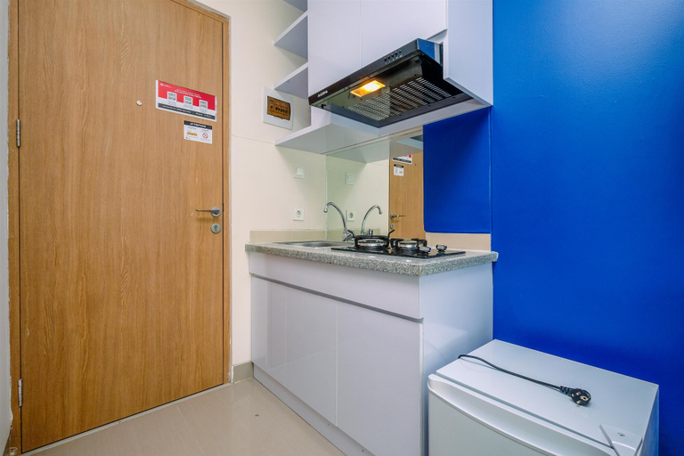 Others 4, Restful and Comfortable Studio Apartment at B Residence By Travelio, Tangerang Selatan