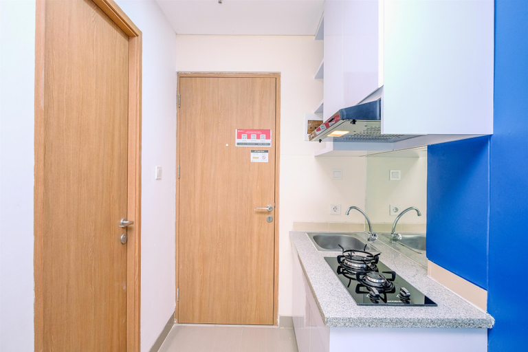 Others 3, Restful and Comfortable Studio Apartment at B Residence By Travelio, Tangerang Selatan